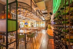 Fotografia wnętrz Lublin Restauracje Hotele Booking Airbnb Zoom Na kwadrat